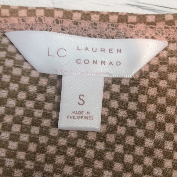 LC Lauren Conrad Cold Shoulder Ruffle Front Top Small - Picture 5 of 9